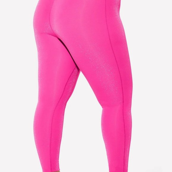 Yitty Fabletics BNWT Spotlight Shaping Ruched Legging - Picture 2 of 3